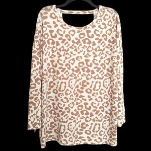 EUC First Love Oversized Top/Tunic Size M/L